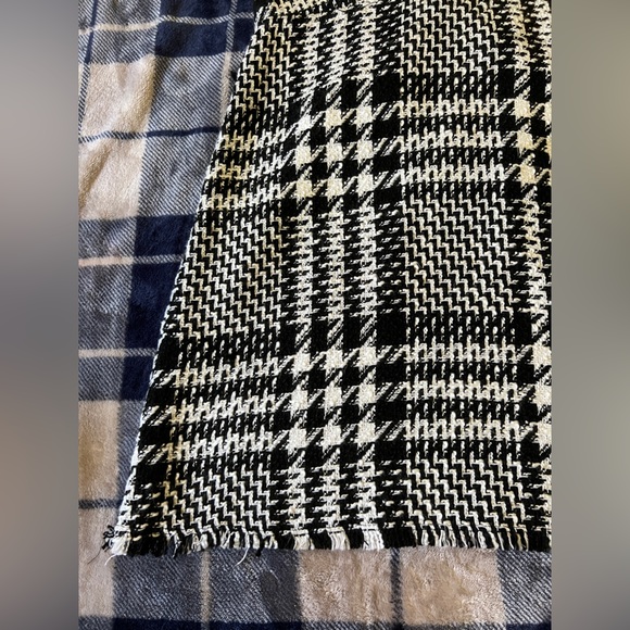 Zara Short pinafore-style dress black and white houndstooth - Picture 3 of 12